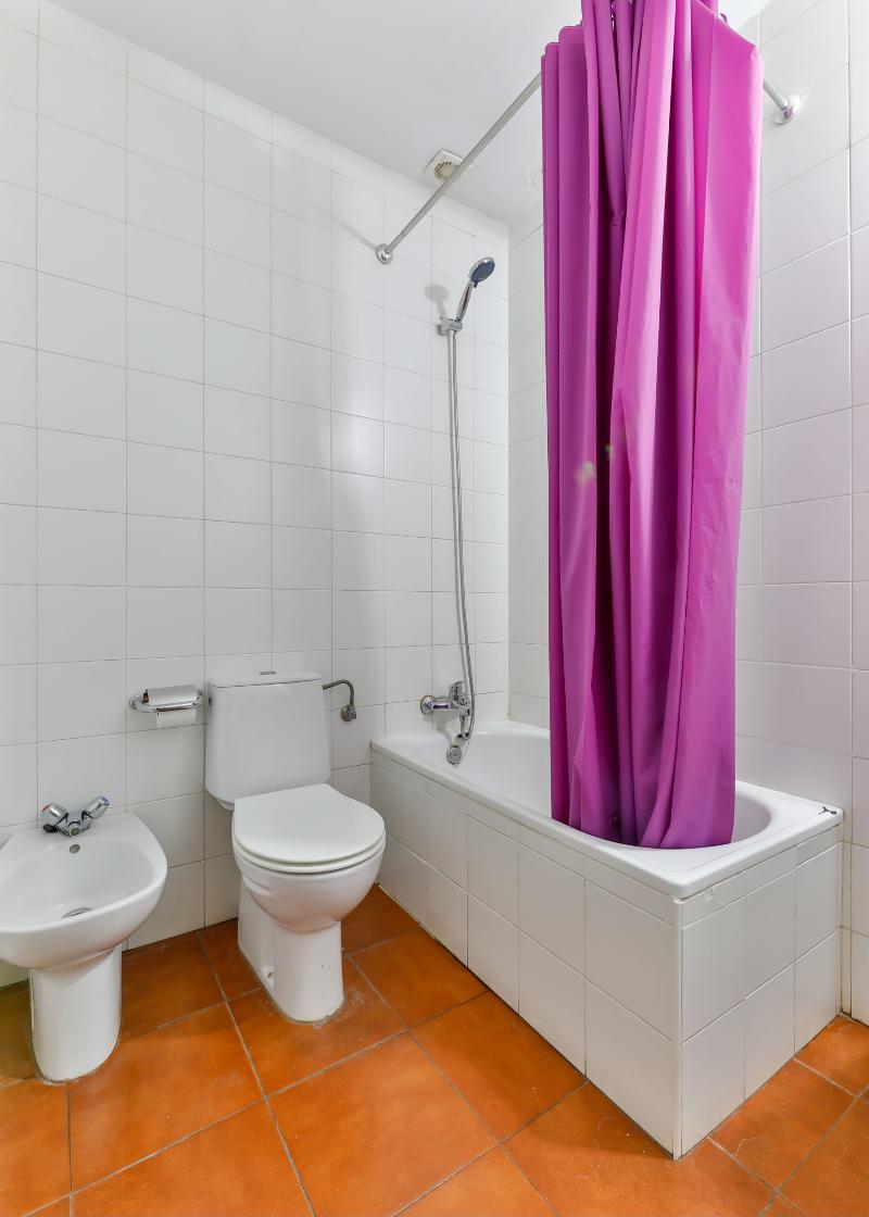 Hostal Alfonso XI Guadalupe  Luaran gambar